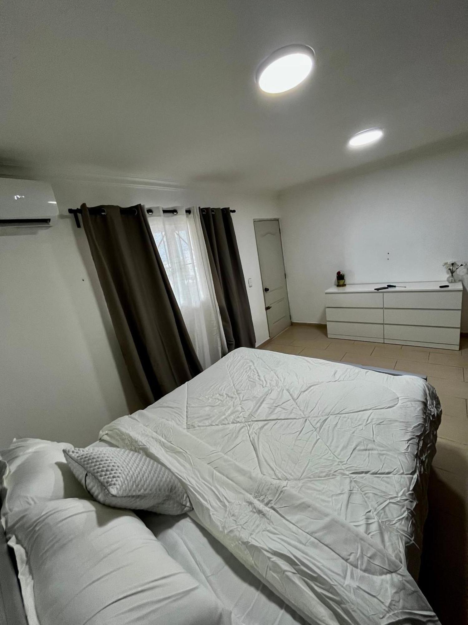 Residencial Ana Maria 호텔 산토도밍고 외부 사진
